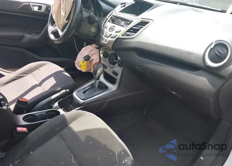 2014 Ford Fiesta Se z USA, uszkodzony, nr VIN 3FADP4BJ4EM225848